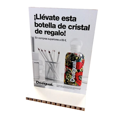Imprimir Display de sobremesa de cartón con base encajable